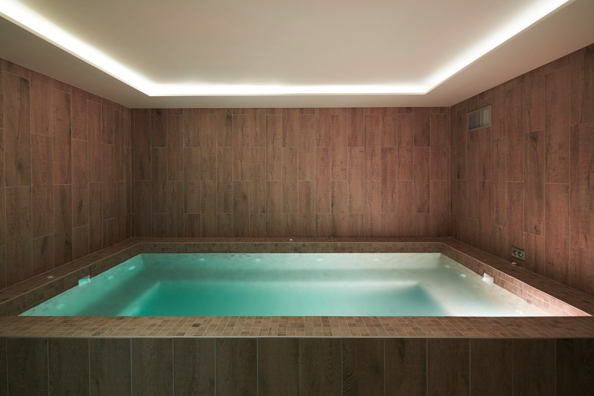 Hotel Des Trois Vallees Куршевель Экстерьер фото
